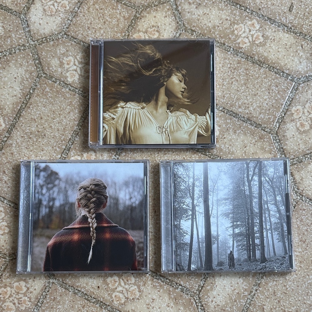 Taylor Swift CDs